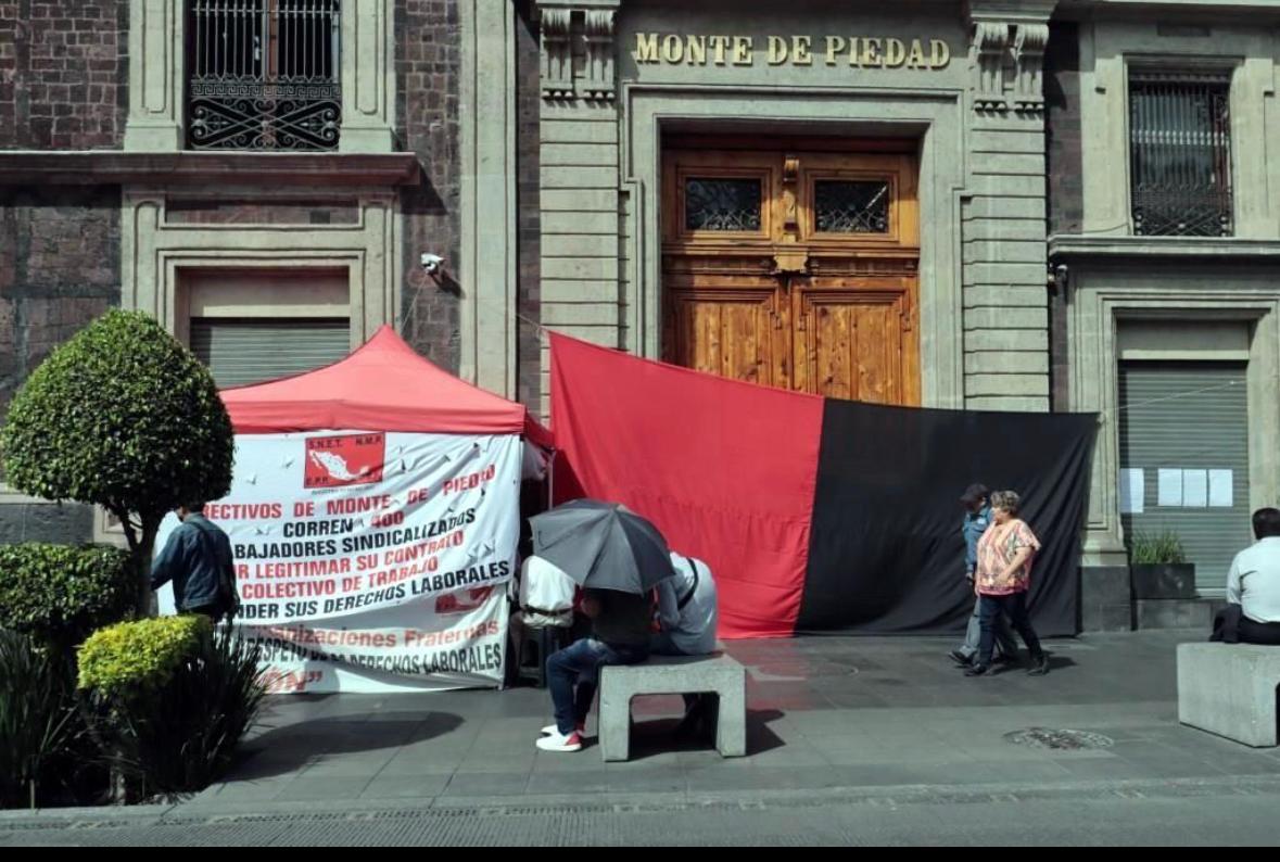 Acuerdan, tras un año, levantar huelga en el Monte de Piedad