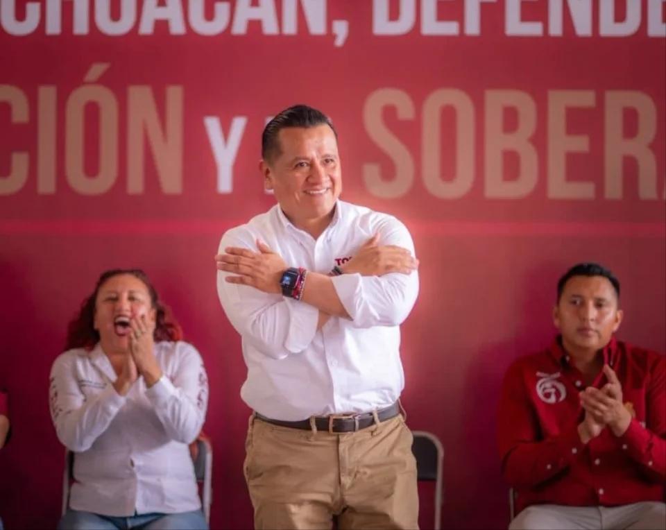 Por Michoacán al ex Fiscal Carlos Torres Piña
