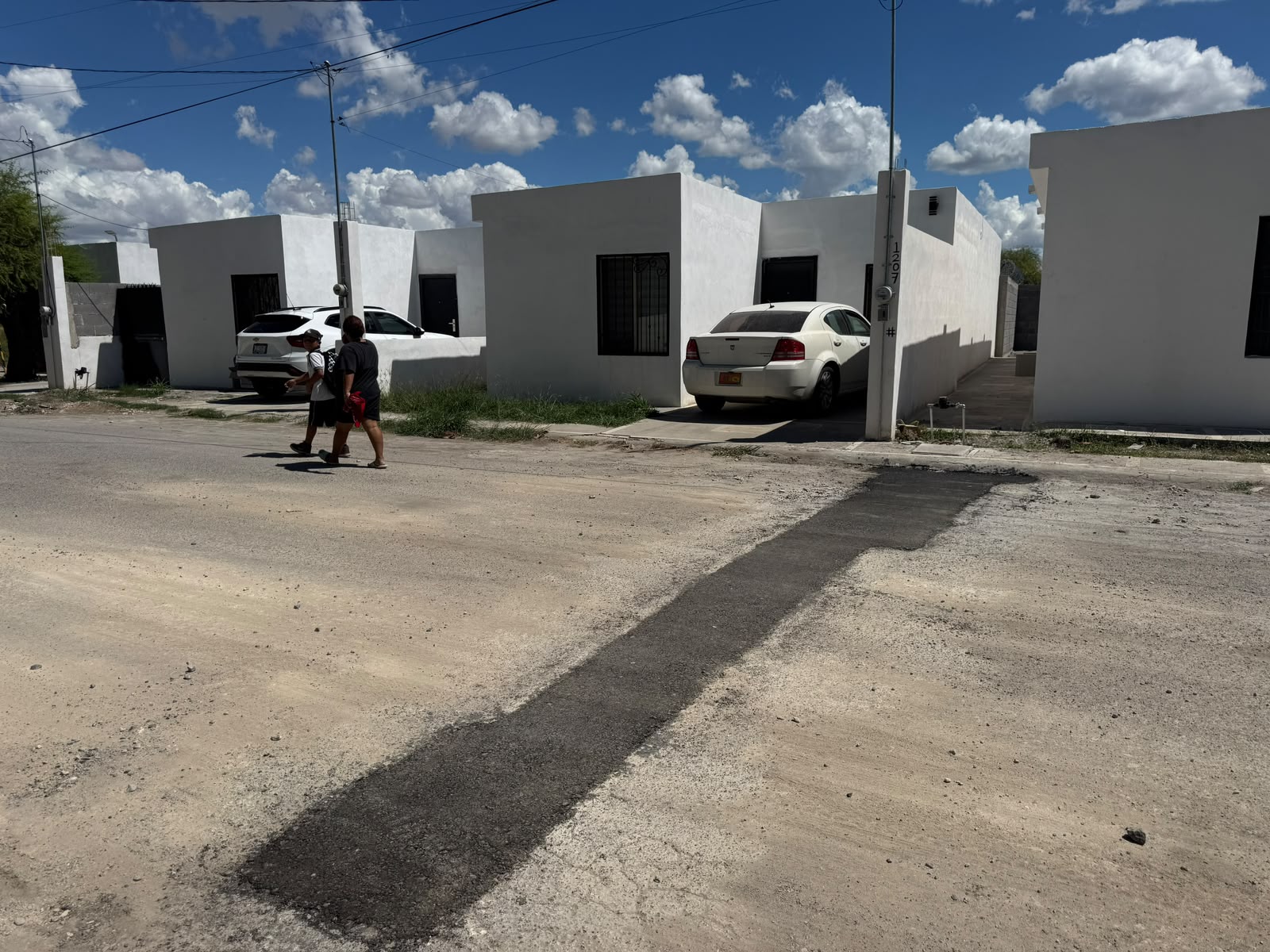 Avanzan trabajos de bacheo en Múzquiz