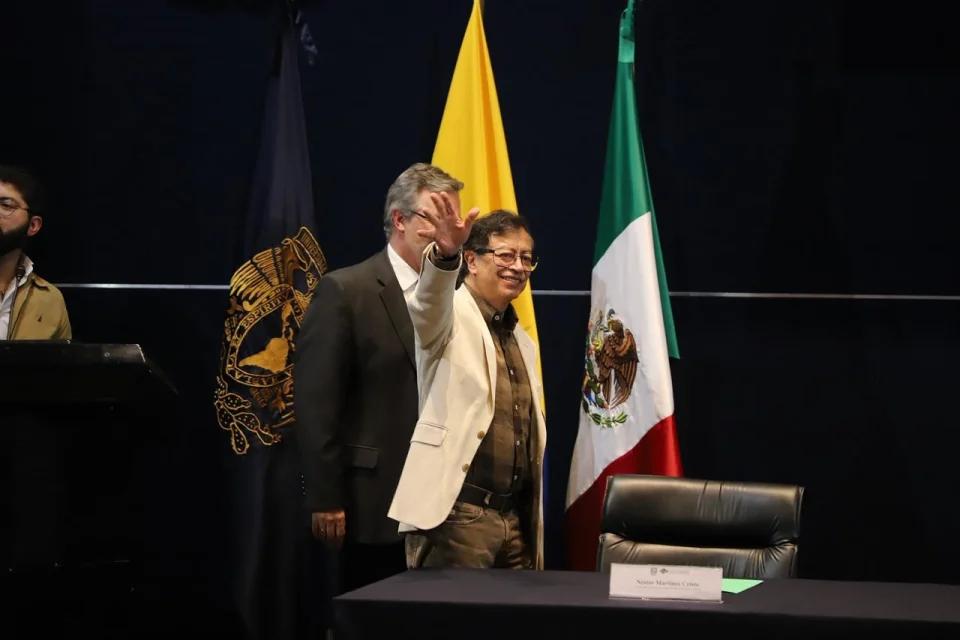 Advierte Petro riesgos ante la intervención de EU en México
