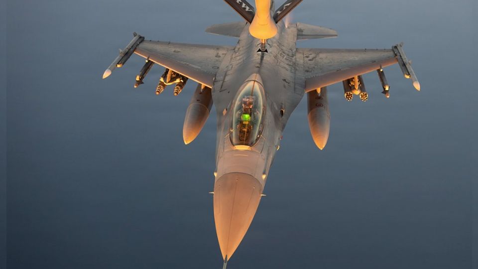 Ejército de EU ataca a petroleros de Irán