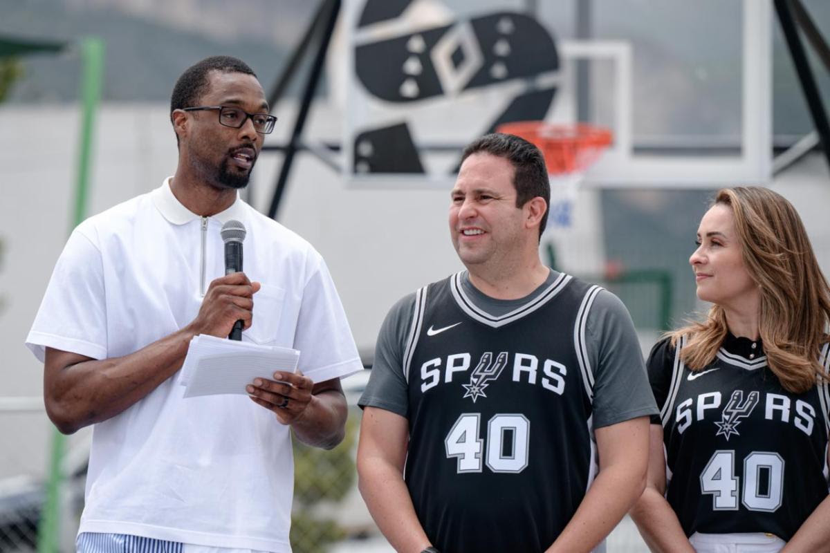 Remodelará Harrison Barnes una plaza más el próximo año