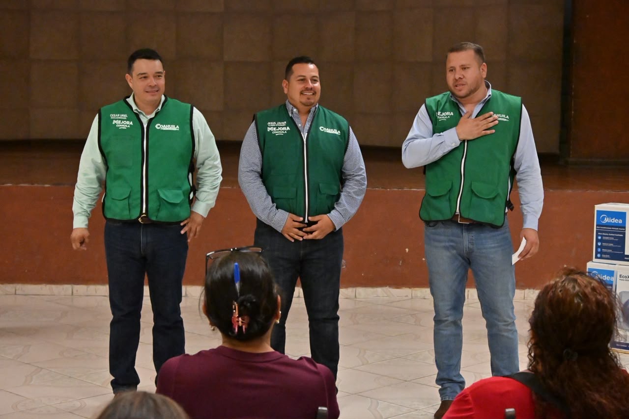 Recibe San Buena materiales a bajo costo