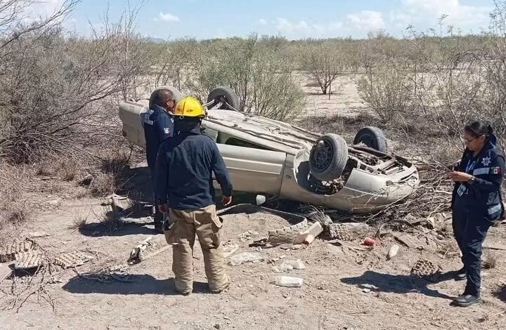 Volcadura deja persona lesionada en carretera San Pedro-Torreón