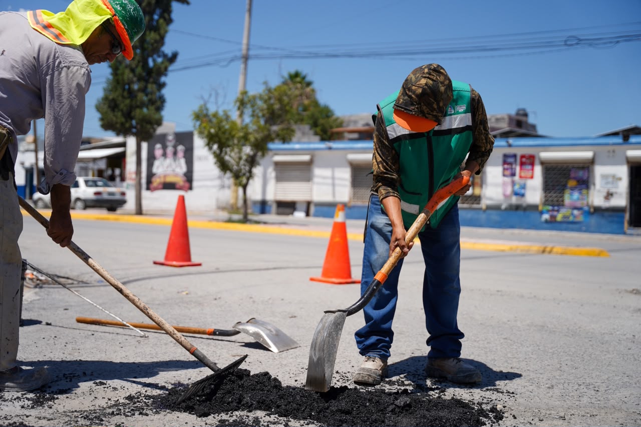 Mantiene Ramos Arizpe atención permanente de bacheo en la ciudad