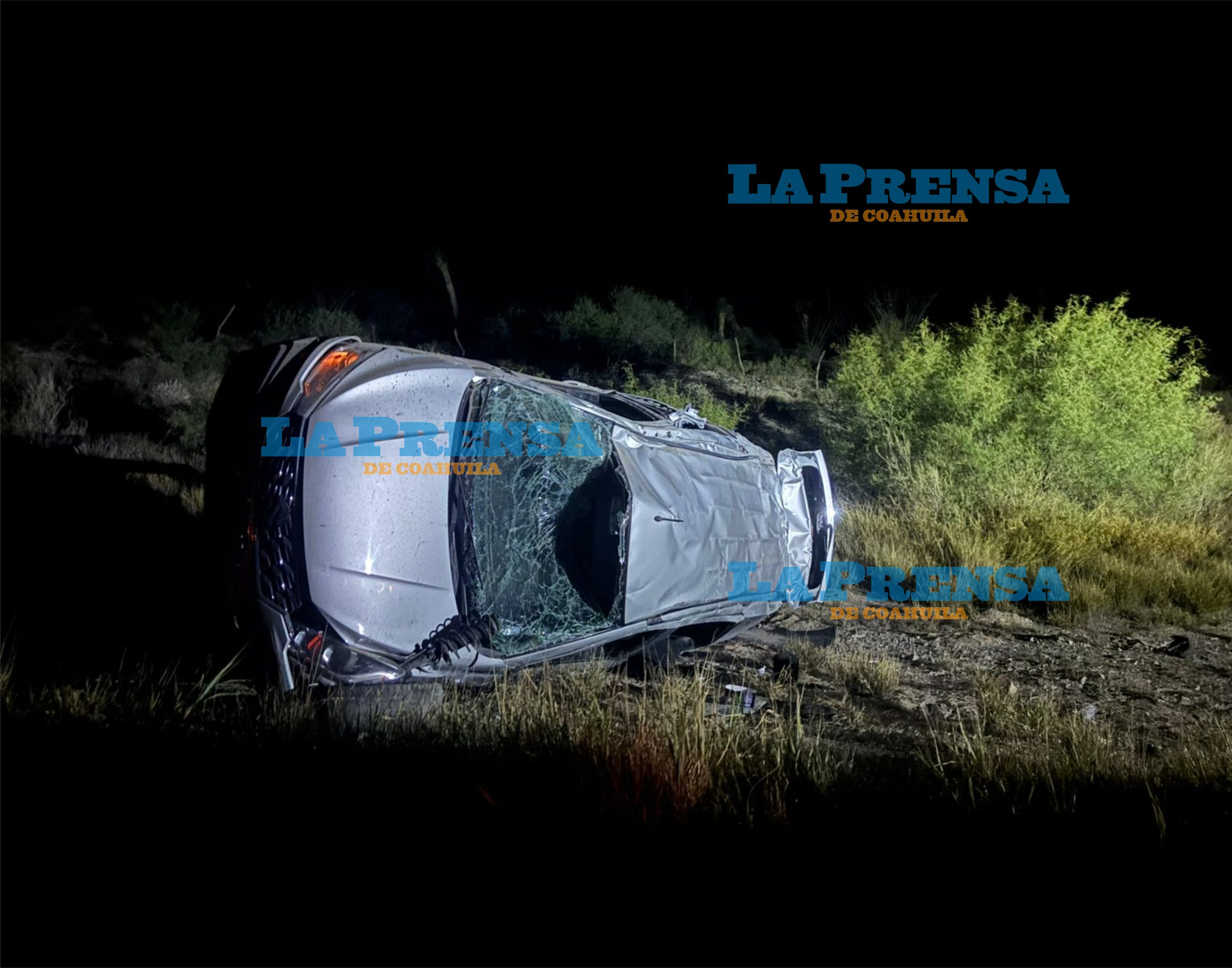 Tres mujeres mu3ren en volcadura en la 57; venían de raid de Saltillo a Monclova