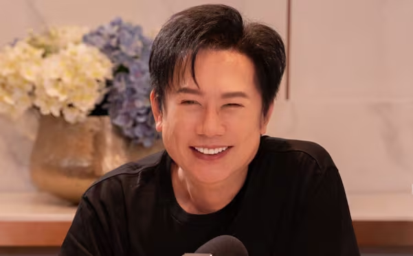 Nawat Itsaragrisil, el CEO de Miss Universe Tailandia, y su último posteo: «difundir información falsa constituye un delito penal grave»