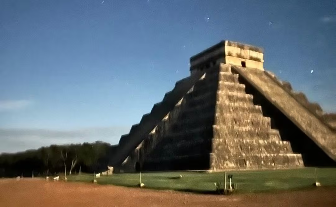 Fenómeno de la Serpiente Lunar ilumina Chichén Itzá; evento es considerado de los más bellos de Mesoamérica