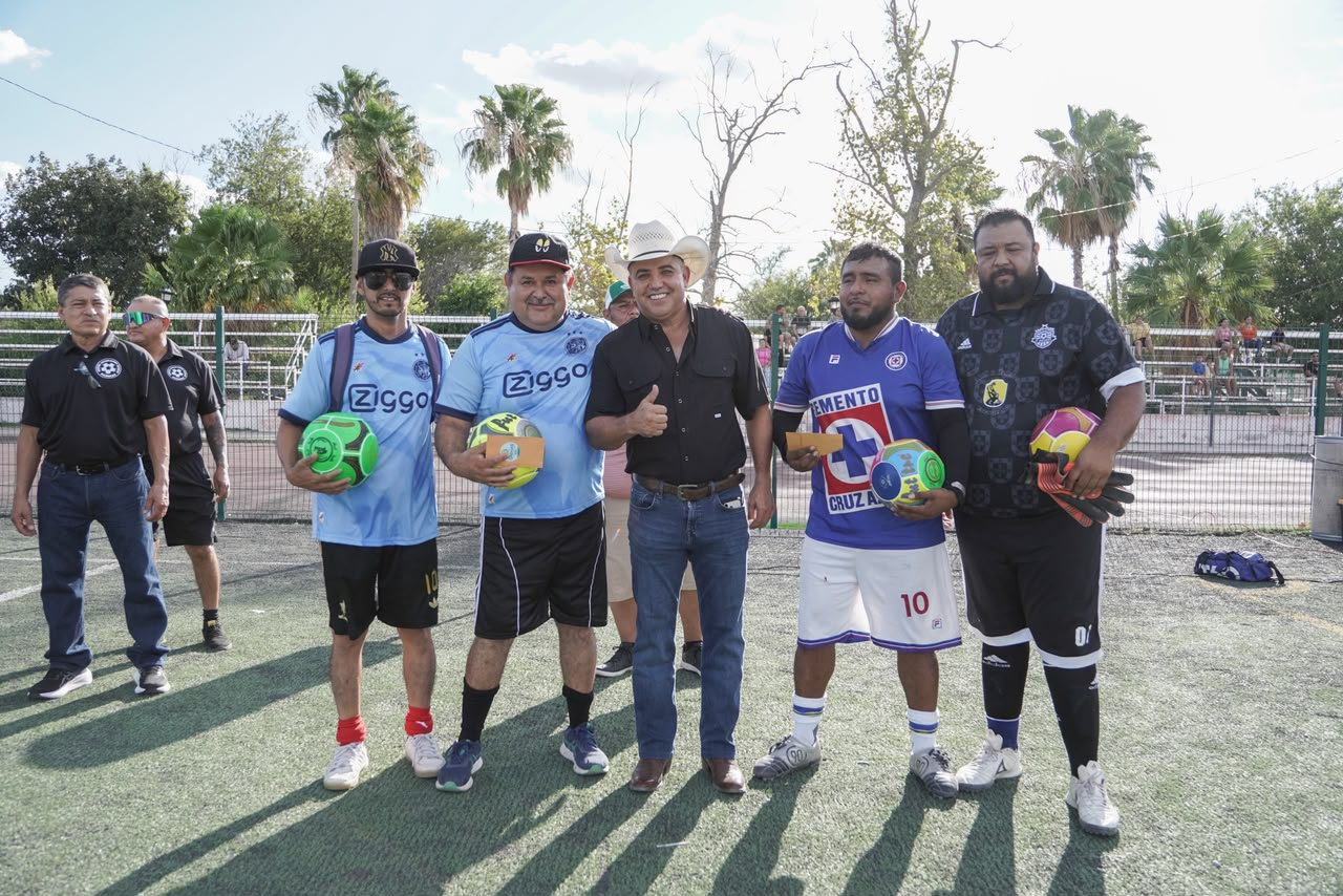 INAUGURA CHANO DÍAZ NUEVA TEMPORADA DE LA LIGA MUNICIPAL DE FÚTBOL DE VETERANOS