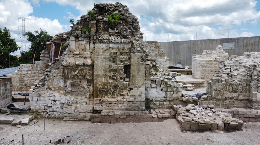 Un hallazgo arquitectónico abre una nueva investigación sobre los gobernantes mayas de la región Río Bec