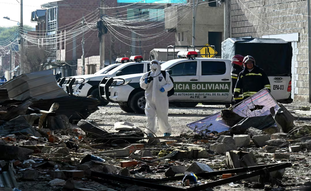 Reportan 14 desaparecidos en Bolivia tras explosiones en recinto militar; son un sargento y 13 jóvenes que hacían servicio militar
