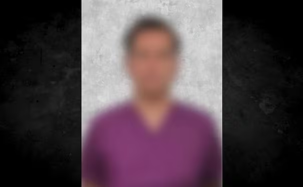 Detienen a profesor acusado de abus* s*xual contra un alumno; video grabado por estudiantes fue clave en la investigación