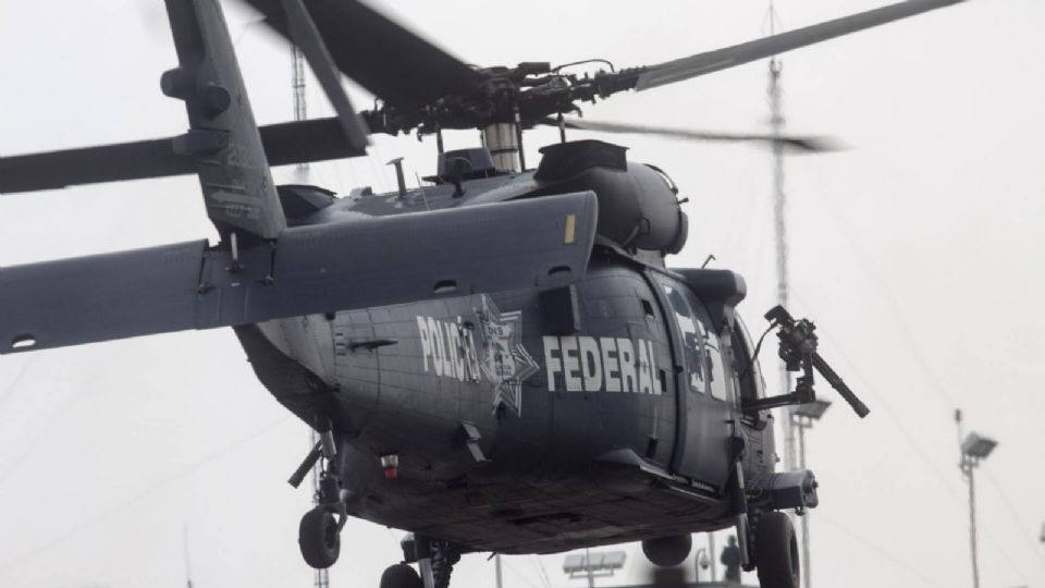 Atacan a b*lazos a un hombre y se refugia en el Aeropuerto Internacional de Mazatlán
