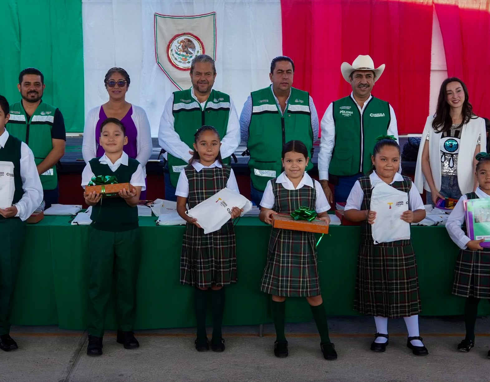 Refuerza Ramos Arizpe atención y mejoras en escuelas públicas