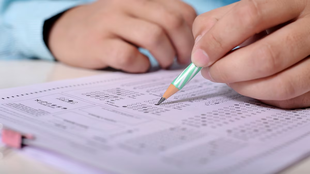 México ‘reprueba’ lectura y matemáticas en prueba PISA: 4 de cada 10 están por debajo del nivel básico