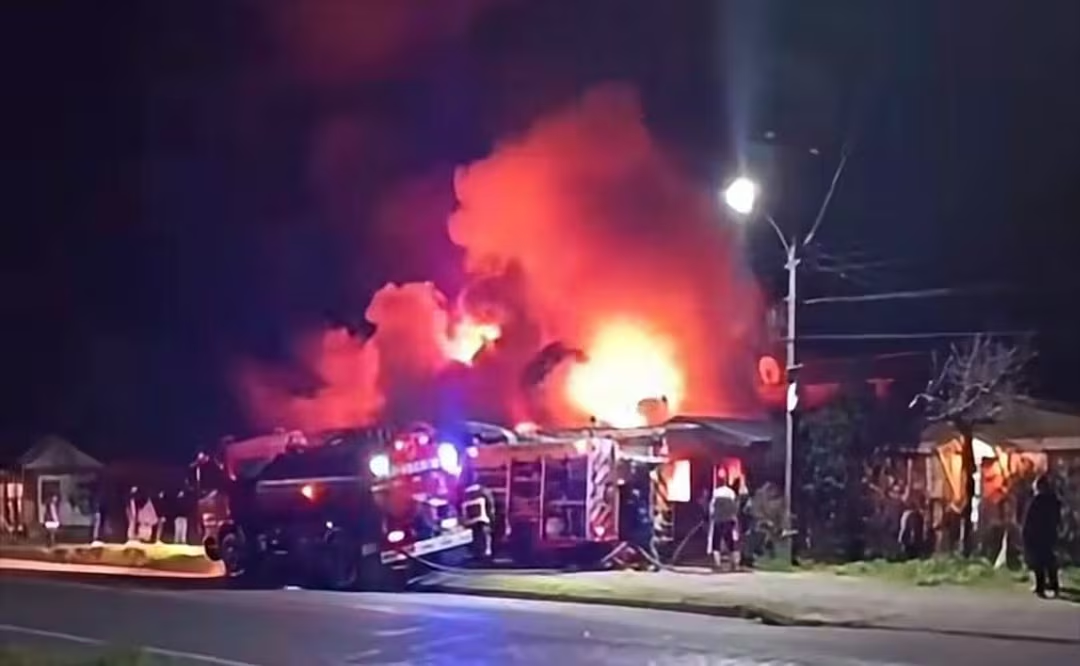 Incendio en asilo de Chile deja 16 mu3rtos; reportan 10 adultos mayores más afectados