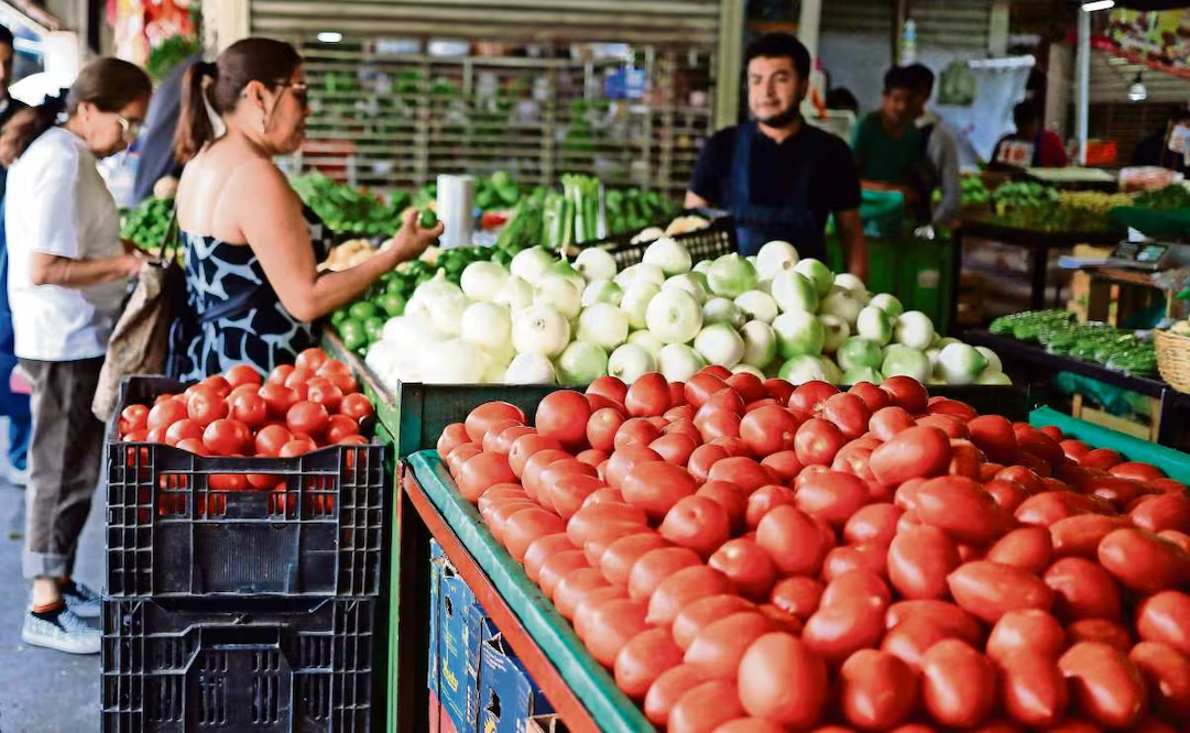 Profeco identifica aumento en precio de cebolla y limón por «varios indicadores»; comparte receta de pozole por 292 pesos