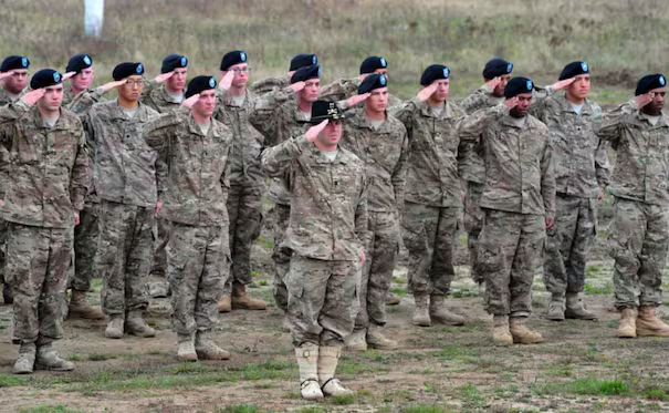 EU está cerca de establecer una base militar en Polonia, anuncia Trump; reforzaría la disuasión contra Rusia