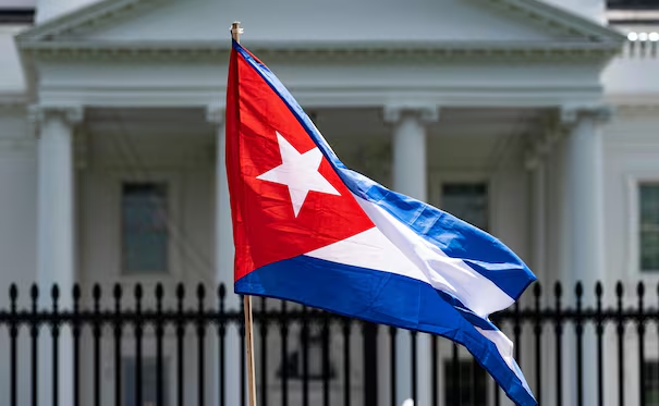 Cuba niega supuesto vínculo con red criminal rusa; es un «pretexto» de EU para justificar castigo contra la isla, acusa