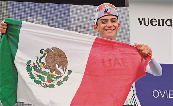 Isaac del Toro logra un destacado sexto lugar en la contrarreloj del Mundial de Ruta
