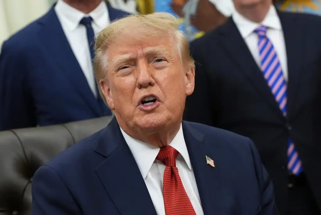 Trump defiende el veto a periodistas «payasos» porque «solo publican cosas negativas de mí»