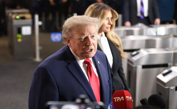 Trump reprocha a periodista de CNN que cubra su llegada a Asamblea General de la ONU; «no deberías estar cubriéndome»