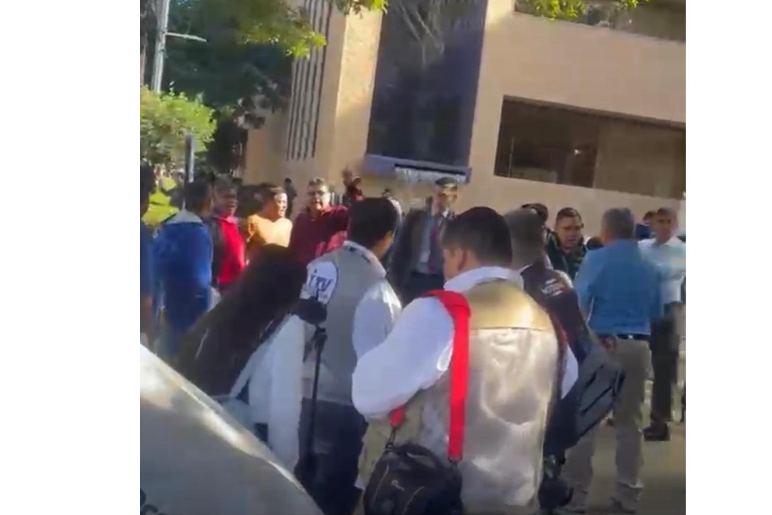INGRESAN POSTORES A SUBASTA DE AHMSA SIN CUBRIR GARANTÍA