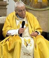 Piden orar por salud del Padre Gilberto Almaraz