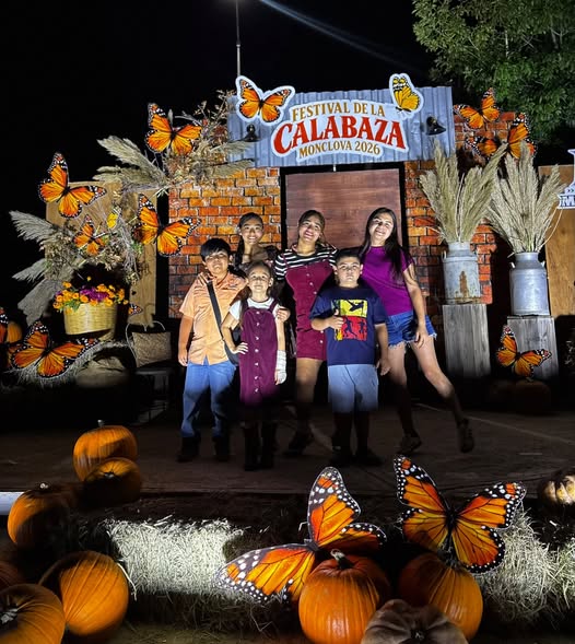 ÉXITO TOTAL; VAN 25 MIL AL “FESTIVAL DE LA CALABAZA”