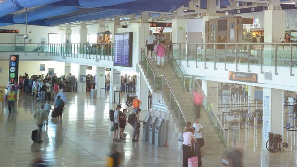 MANTIENEN SUSPENSIÓN DE VUELOS POR “SIMÓN”