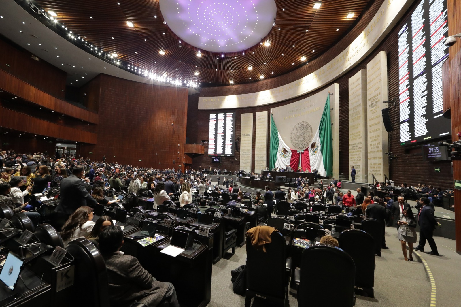 Aprueba Cámara de Diputados en lo general, y en lo particular con cambios, expedir Ley General para el Fortalecimiento y Armonización Catastral y Registral