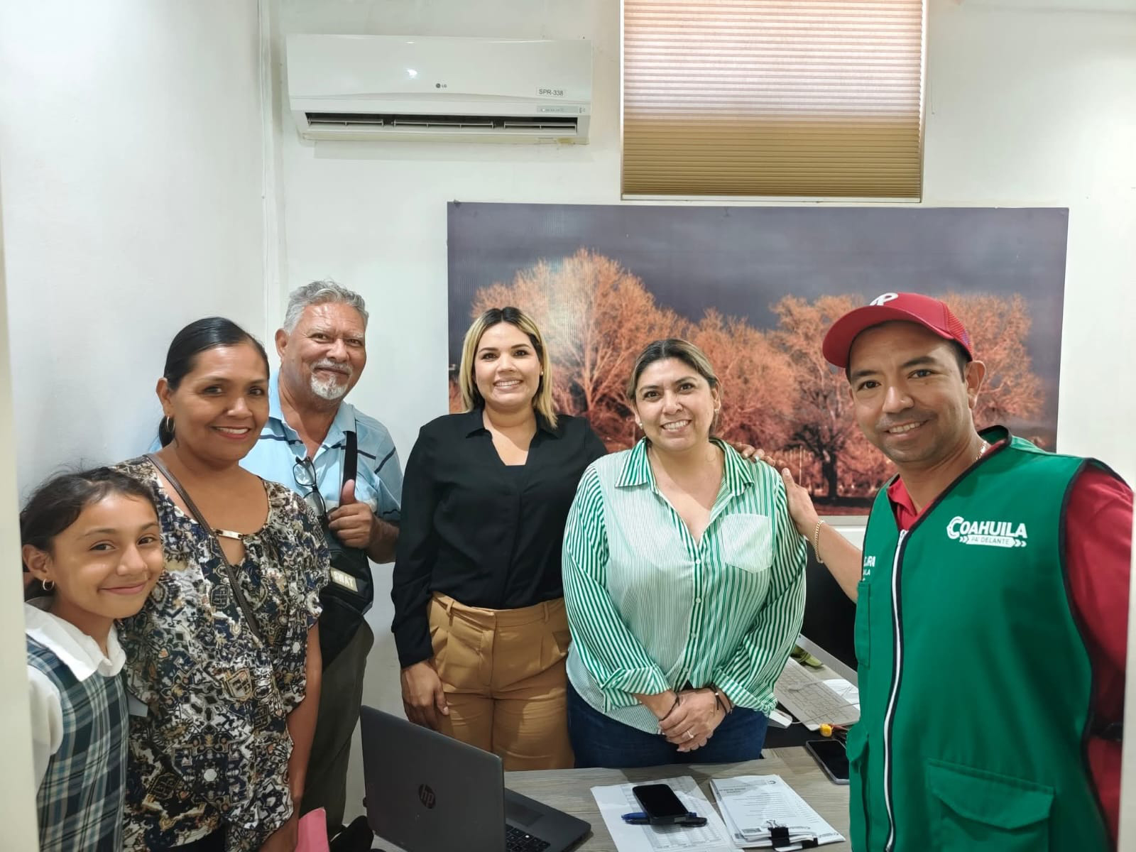 Acercan escrituración a familias de Castaños