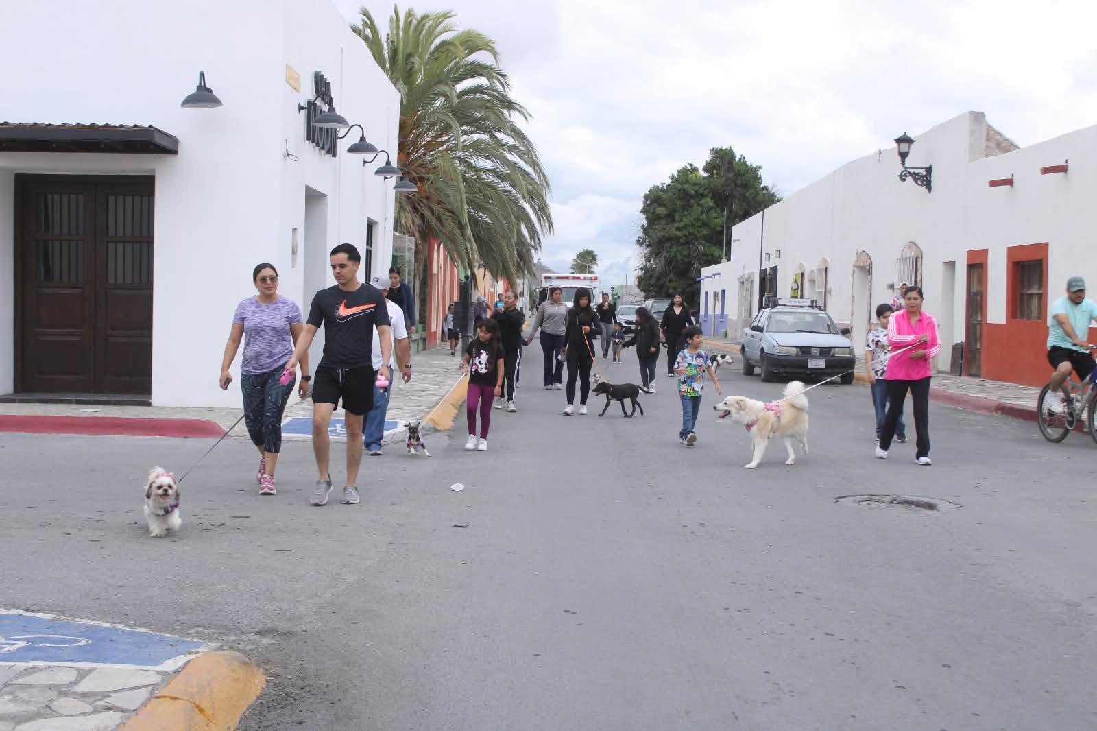 Celebra 4 Ciénegas caminata por el Día de los Animales