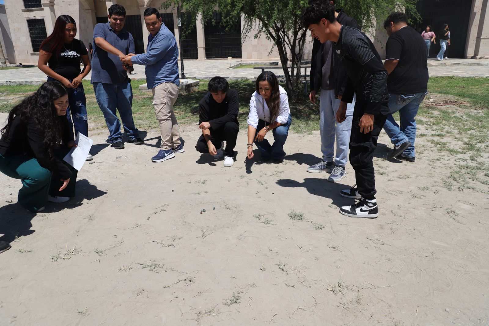 Acostumbrados a pantallas,  sorprendidos por el juego