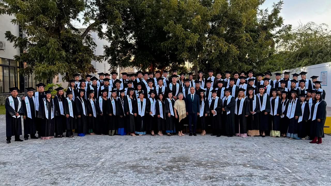Se gradúan 88 estudiantes de la Tecnológica de Parras