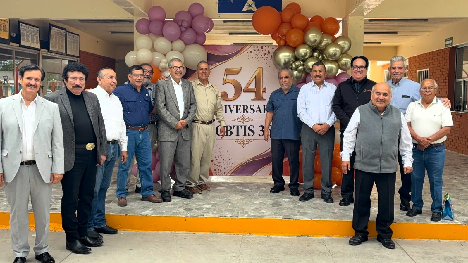 Celebra CBTis 36 su 54 aniversario; reconocen legado de generaciones