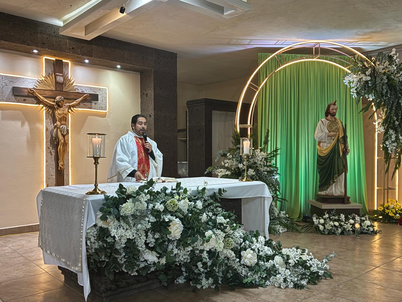 Celebran fieles con misa y danzas a San Judas Tadeo