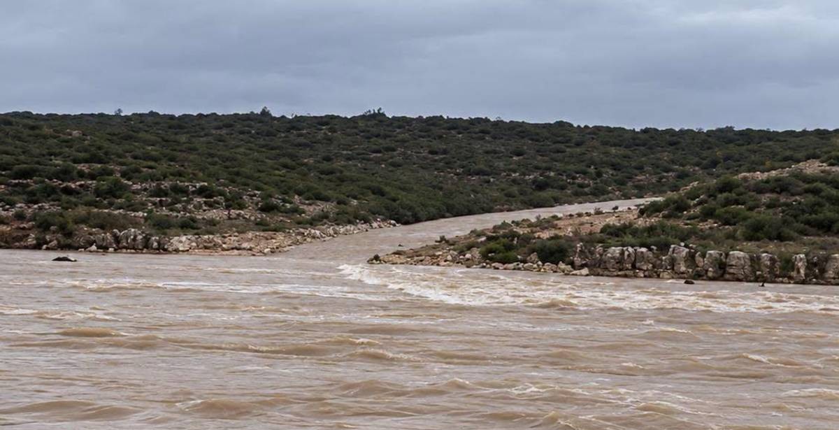 Crecen caudales por lluvias en la Sierra de Santa Rosa