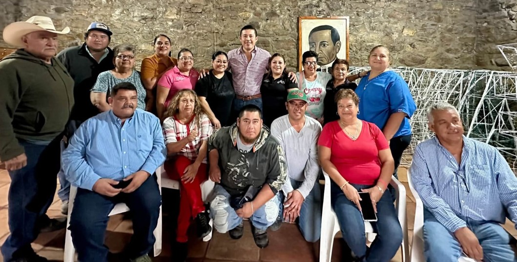 Atiende Ulises las peticiones ciudadanas en Nueva Rosita