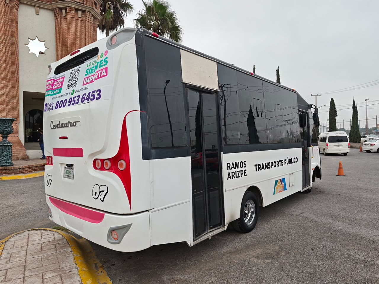 Acerca Tomás apoyo emocional a usuarios del transporte público