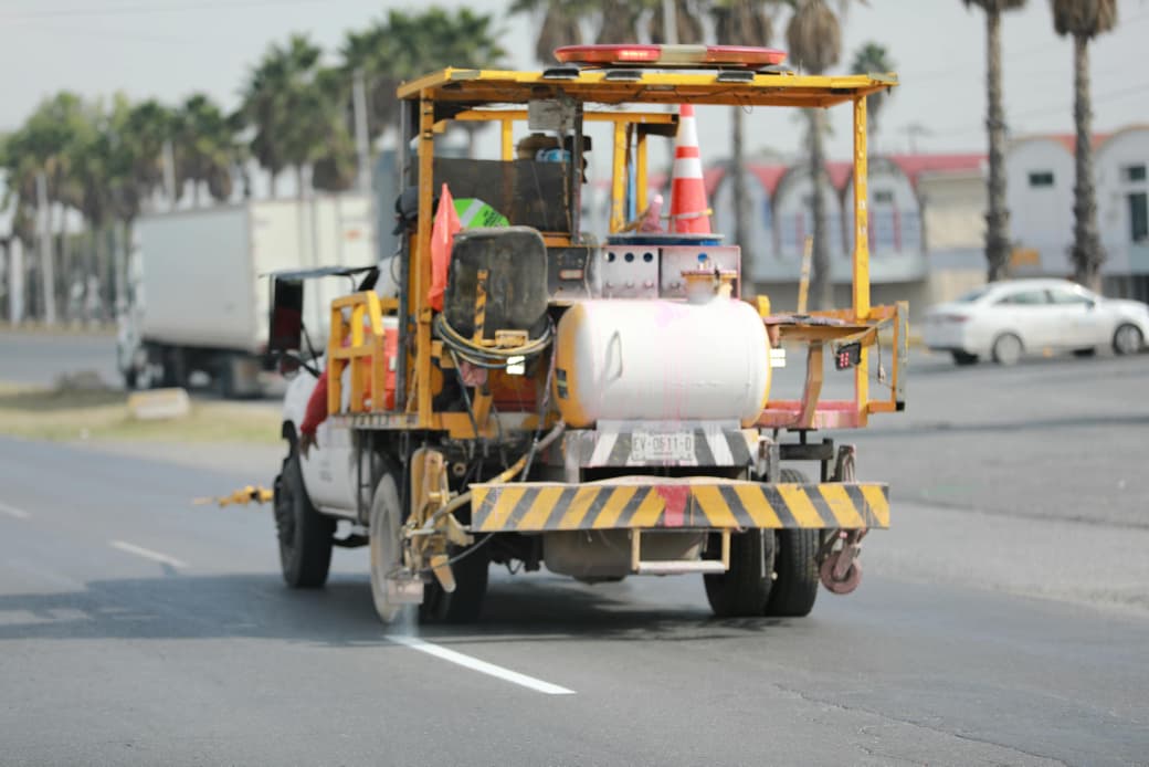 Rehabilita Javier Díaz más calles en Puerta del Oriente