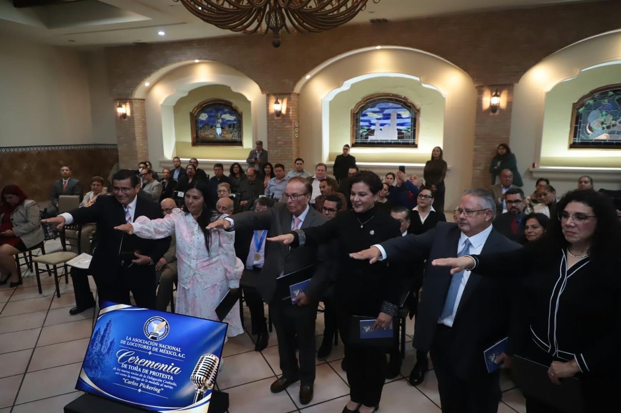 Se integran locutores de Coahuila a la ANLM