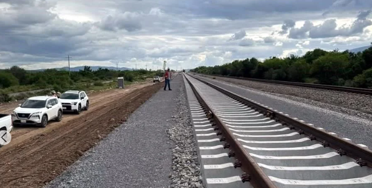 Supervisan obras ferroviarias de la ruta Saltillo-Monterrey-Nuevo Laredo