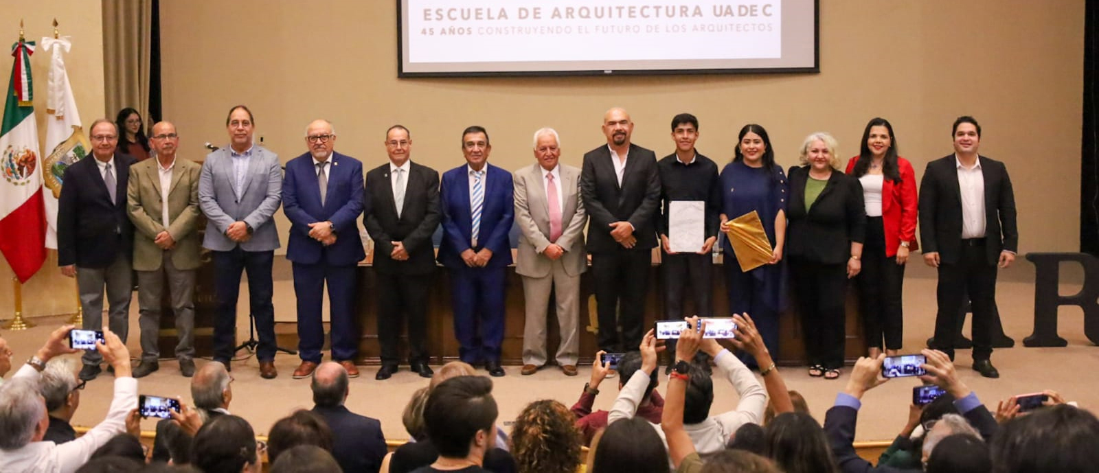 Celebra Arquitectura UAdeC su 45 aniversario
