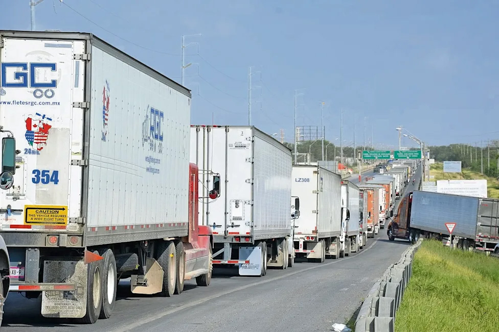 Se sumarán transportistas de la Región Centro al paro nacional