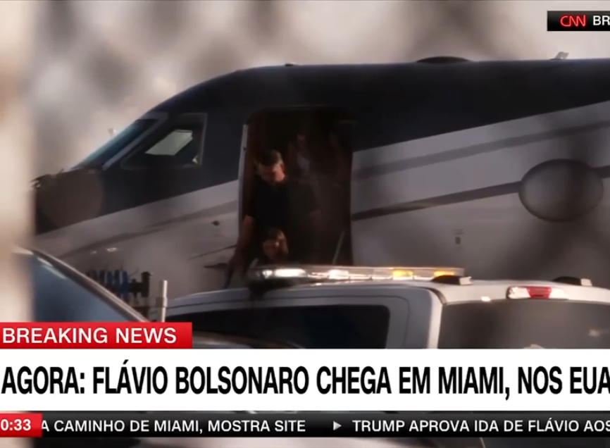 Flávio Bolsonaro ya está en EU tras huir de Brasil; avión que lo trasladaba aterrizó en Miami