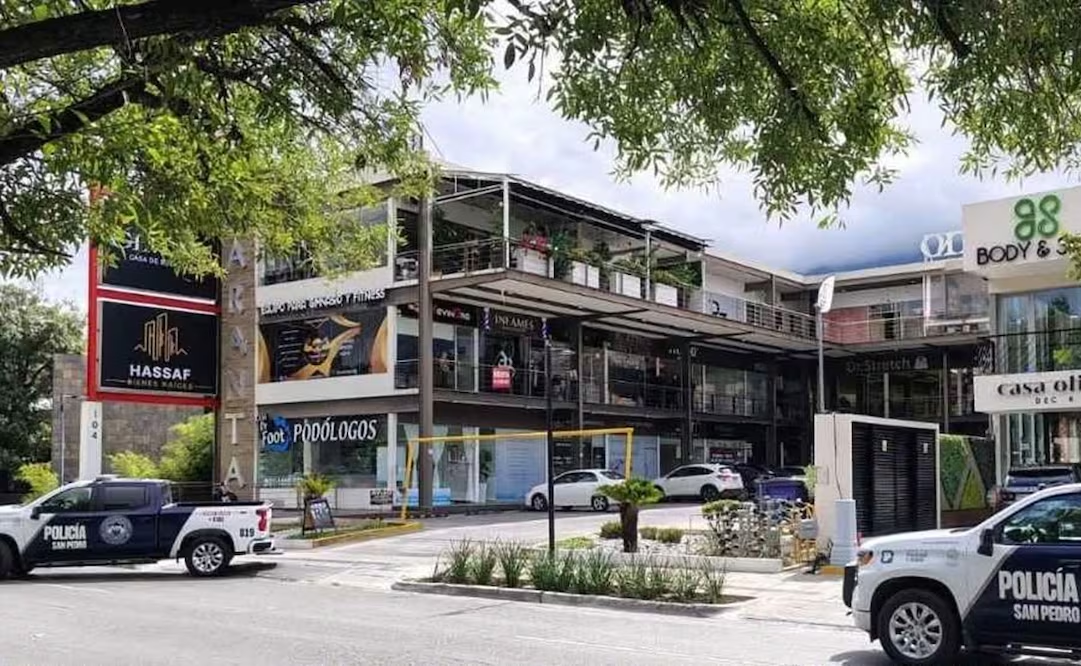Guardias de seguridad perforan pared y saquean joyería en Nuevo León; roban 580 mil pesos