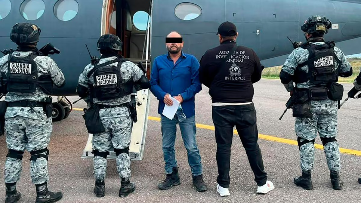 Detienen a ‘El señor de la A’, presunto jefe de plaza de La Línea; tenía orden de extradición a EU
