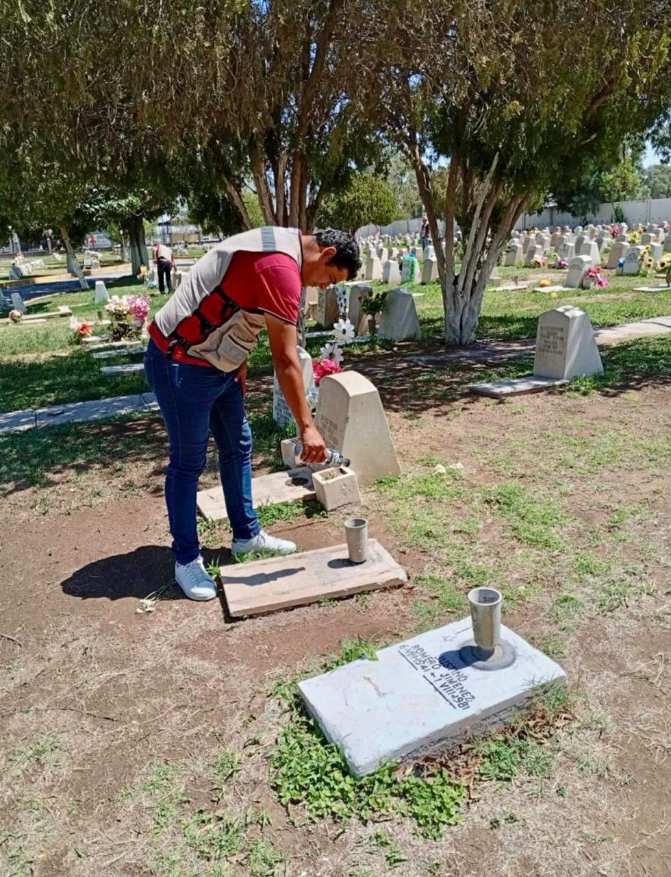 Previene Coahuila riesgos durante visitas a panteones