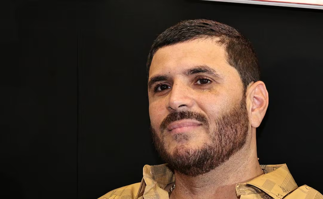 Fallece el hijo de El Komander; el cantante lo despide en su velorio: «Dios te recoja chaparrito»